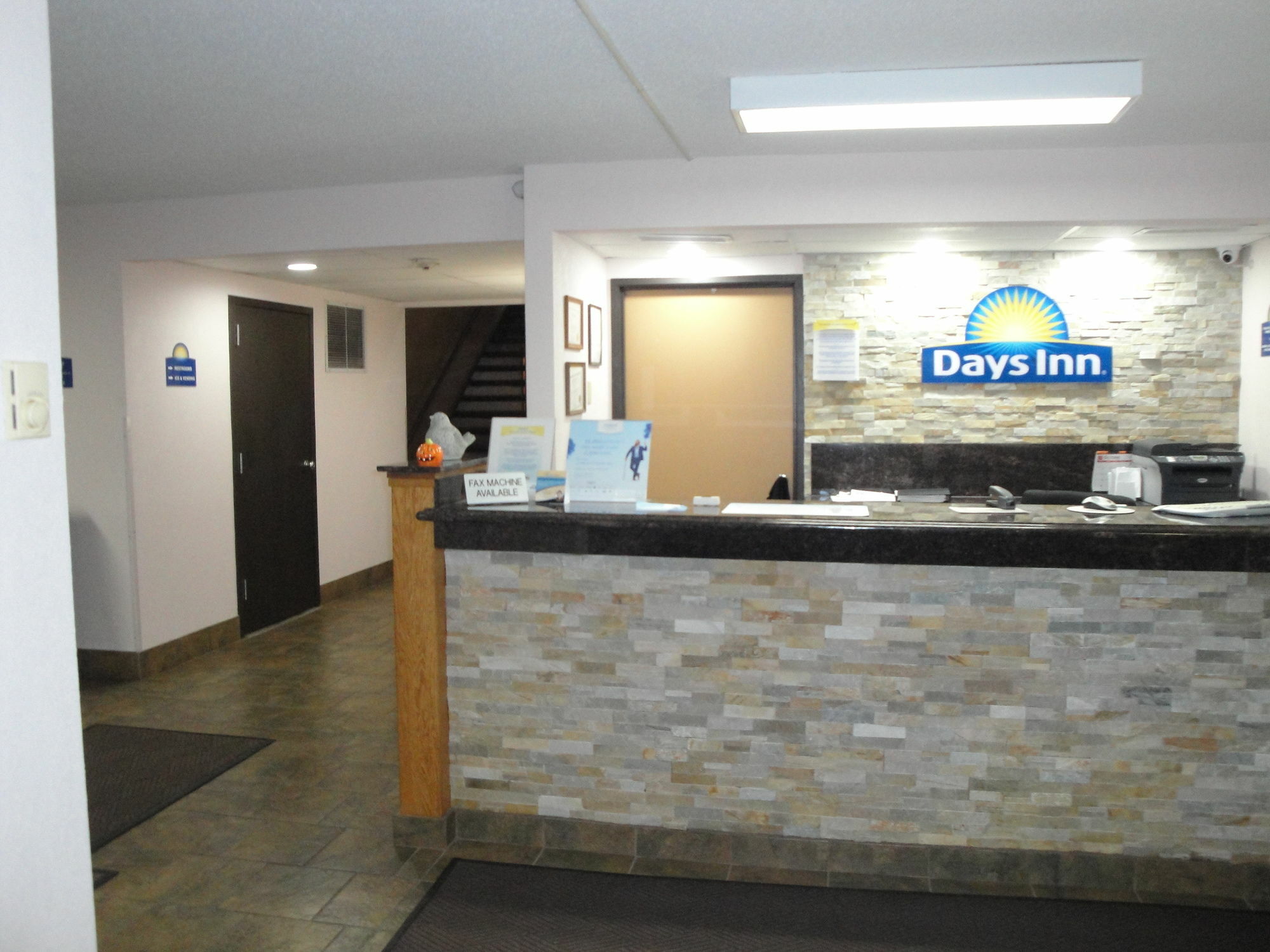 Days Inn By Wyndham Mason City Exterior foto